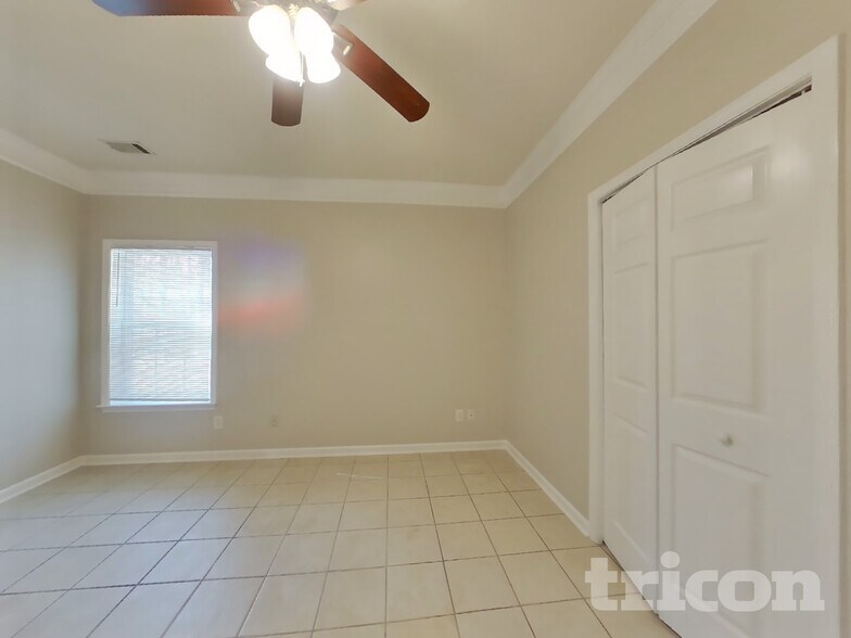 Building Photo - 130 Nowell Dr