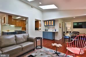Building Photo - 1157 Delene Rd