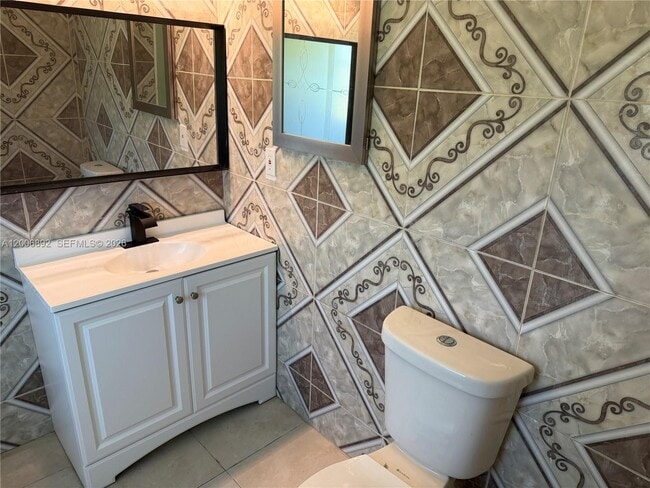 Building Photo - 10375 SW 152nd Terrace