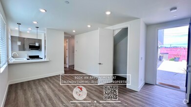 Building Photo - 2Bd/1.5 Bth. Close to Shopping, Bay Bridge...