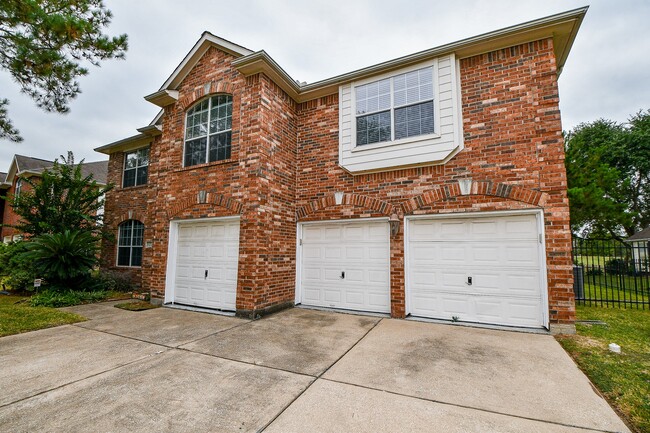 Building Photo - 16230 S Southern Stone Dr