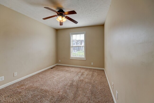 Building Photo - 2924 Brewster Drive