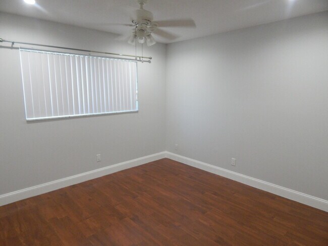 Building Photo - 8301 Wilton Dr