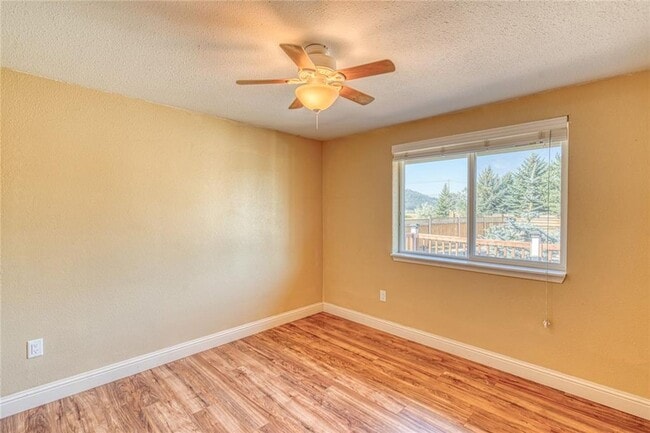 Building Photo - 296 Hartt Hill Dr