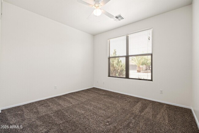 Building Photo - 2177 W Agrarian Hills Dr