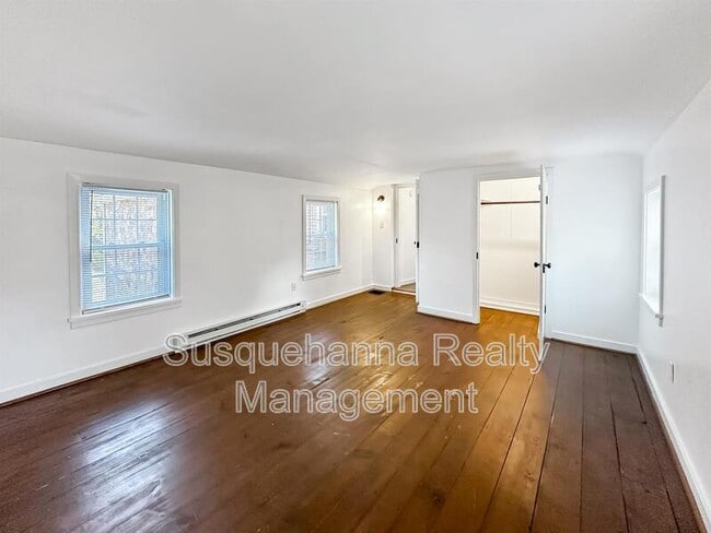 Building Photo - 169 Engle Ln