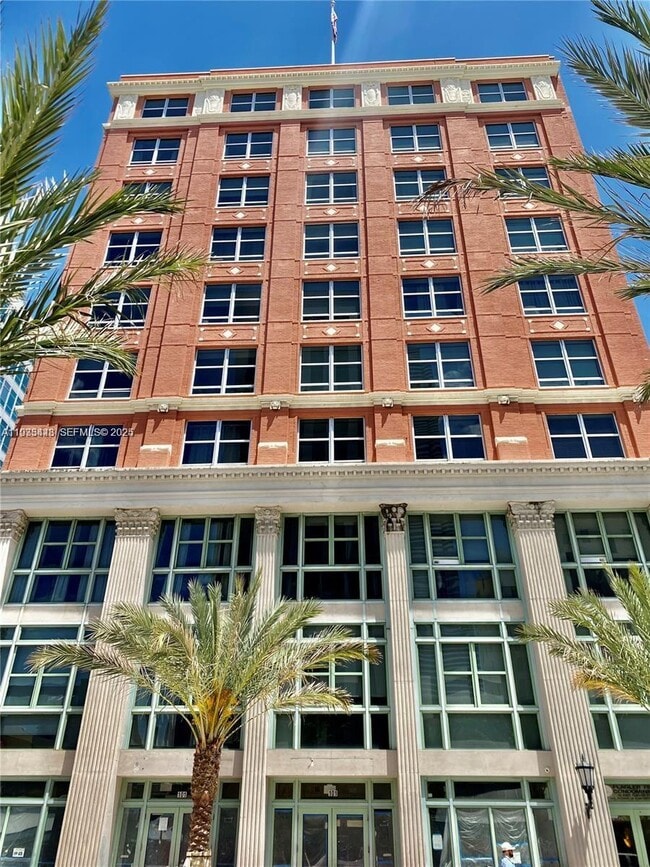 Building Photo - 111 E Flagler St