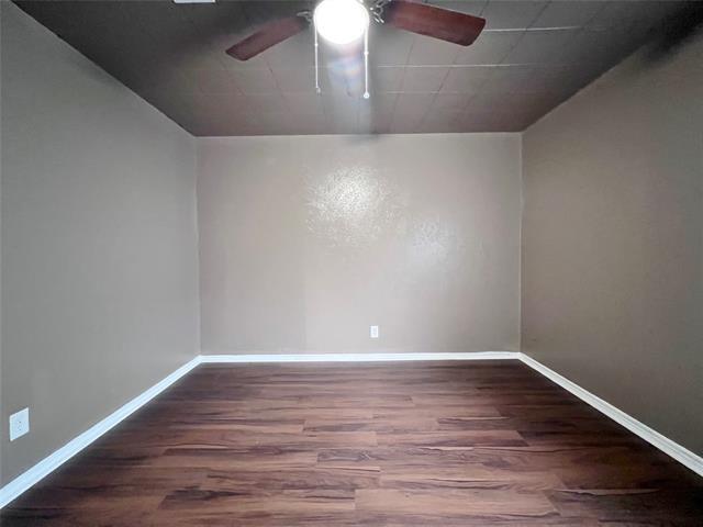 Building Photo - 3130 S Llewellyn Ave