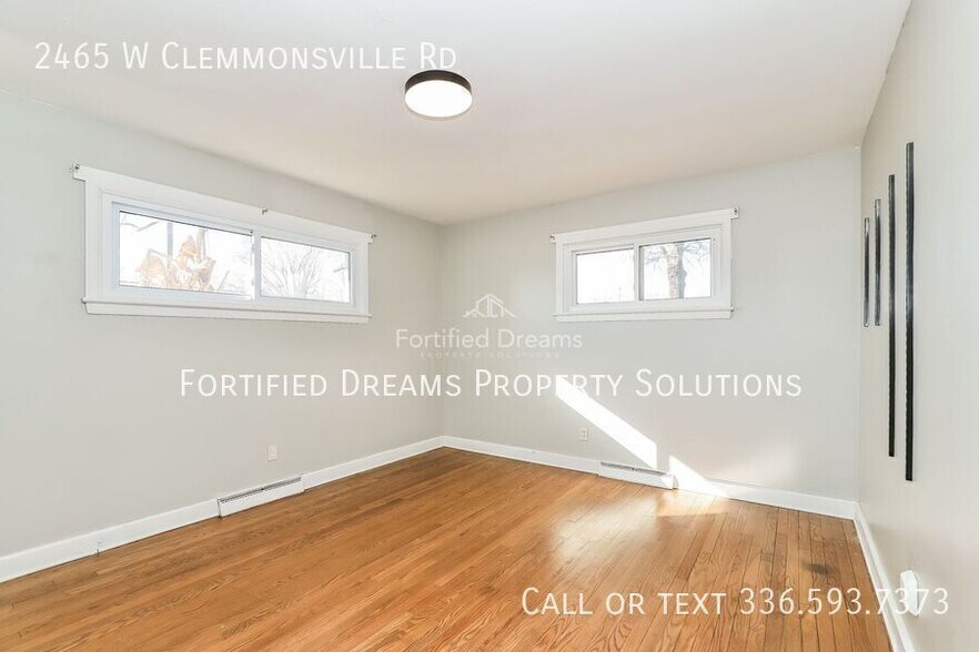 Building Photo - 2465 W Clemmonsville Rd