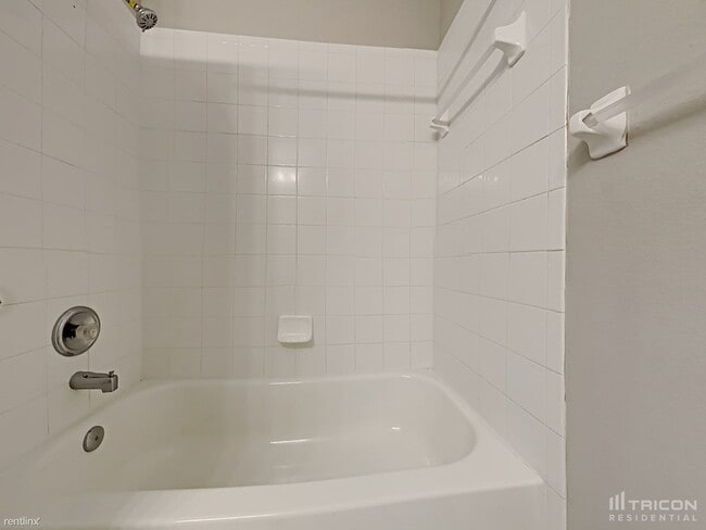 Building Photo - 7848 Mariners Harbour Dr