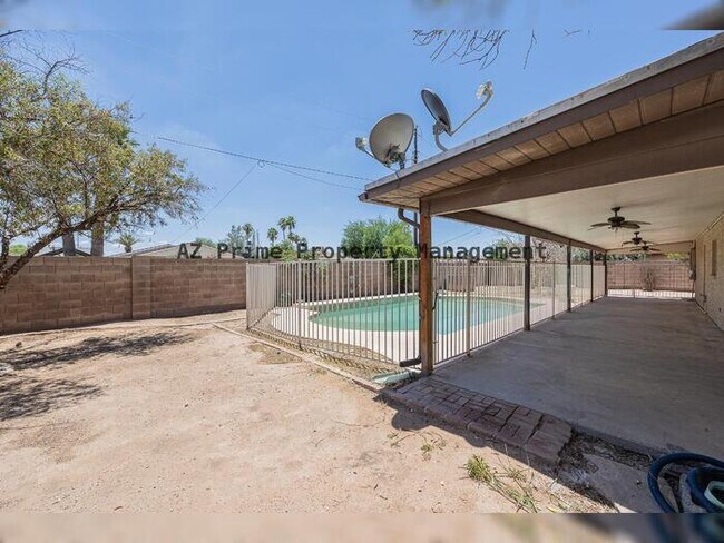 Building Photo - 1473 N Amarillo St