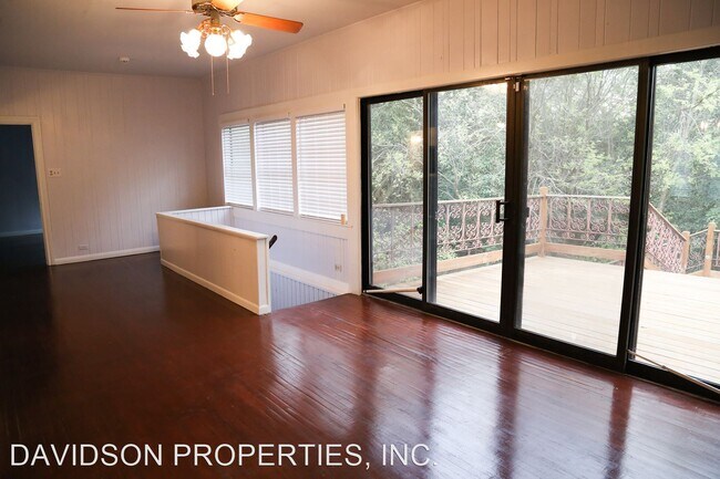 Building Photo - 3 br, 2 bath House - 628 Terrell Rd.