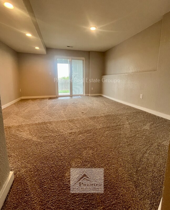 Building Photo - 4540 Laramie Sky Dr