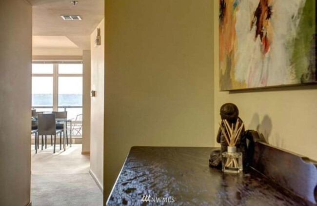 Building Photo - Luxury Living with Unmatched Views of Puge...