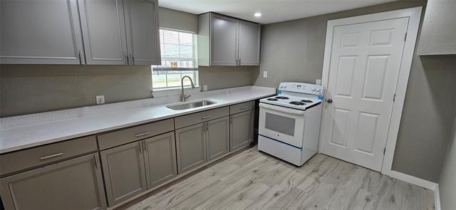 Building Photo - 401 N Brazos Ave