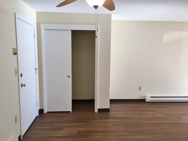 Building Photo - 133 Eastern Ave