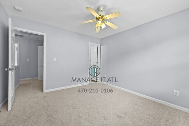 Building Photo - 2-bedroom, 2.5-bathroom Condominium in the heart of Peachtree Corners