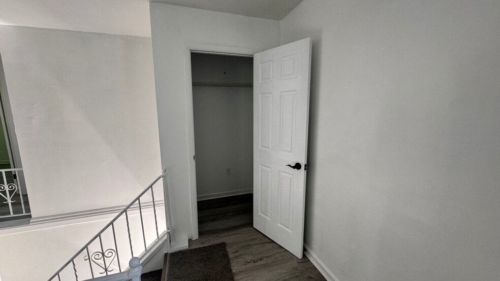 Living Room Closet - 3707 Tiffany Dr