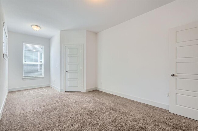 Building Photo - 1513 Casa Dr