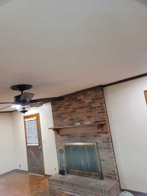 Building Photo - 449 Hickory Trl