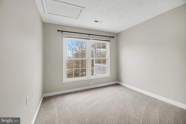 Building Photo - 11154 Summers Cove