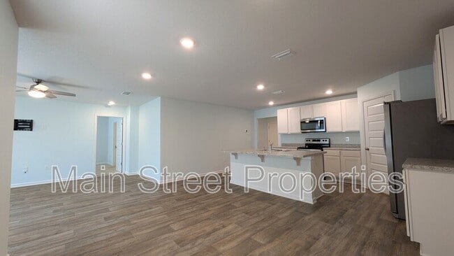 Building Photo - 10624 Queens Gate Cir