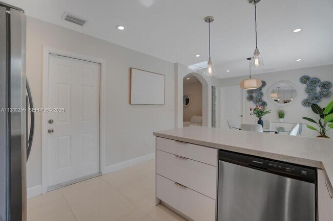 Building Photo - 20560 NW 17th Ave