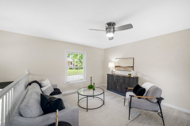 Building Photo - 383 Messina Dr