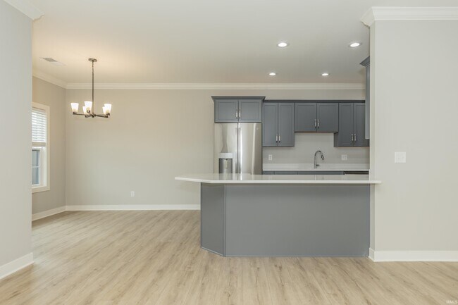 Building Photo - 3796 High Pointe Dr