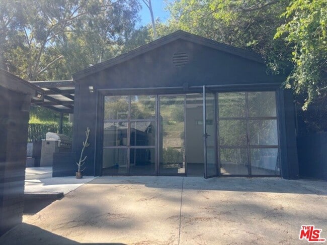 Building Photo - 4049 Monterey Rd