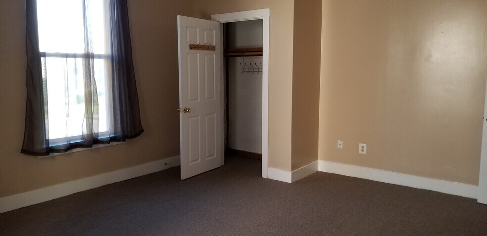 Bedroom - 338 Pawtucket St