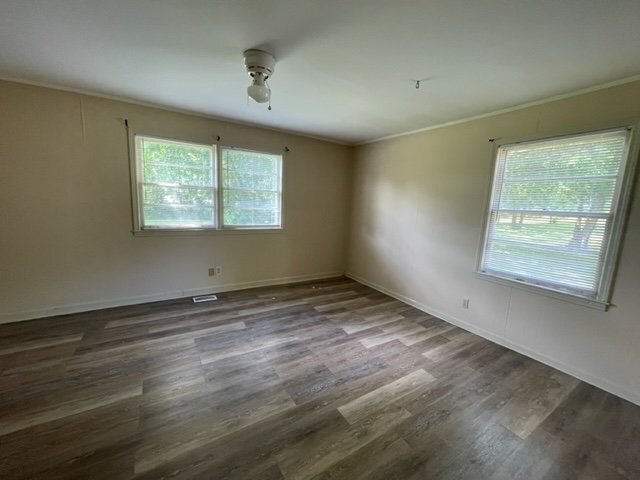 Building Photo - 1174 Carters Creek Pike