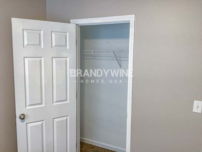 Building Photo - 5284 Hanover St