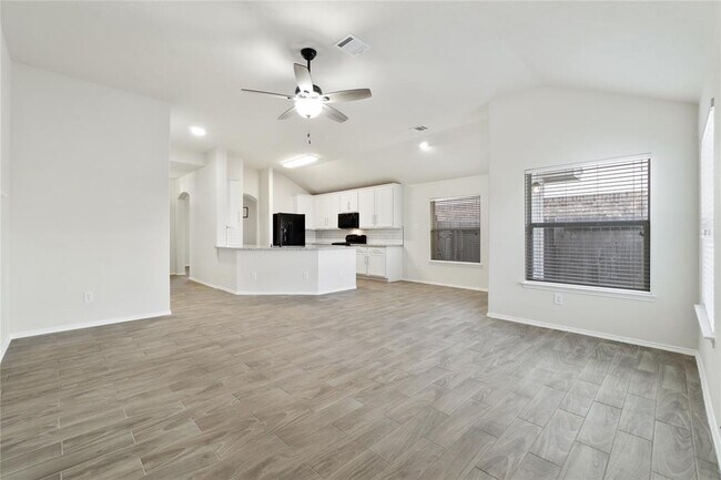 Building Photo - 2818 Lockeridge Pines Dr