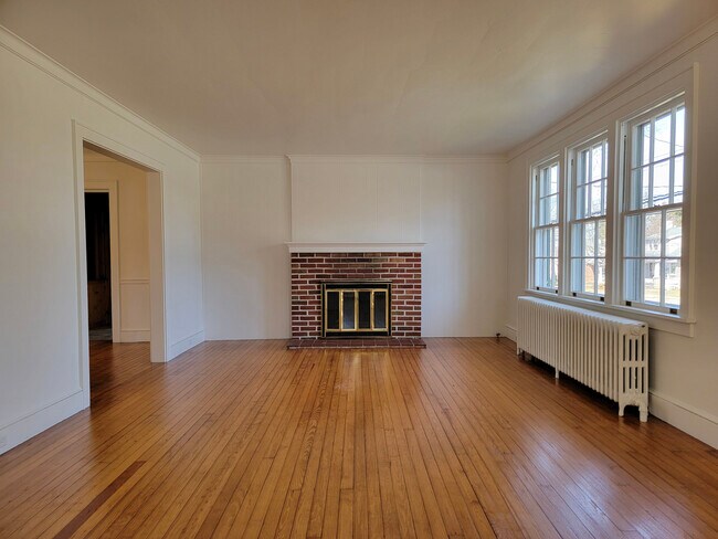 Building Photo - 39 N Decatur St