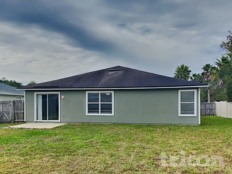 Building Photo - 3464 Brahma Bull Cir N