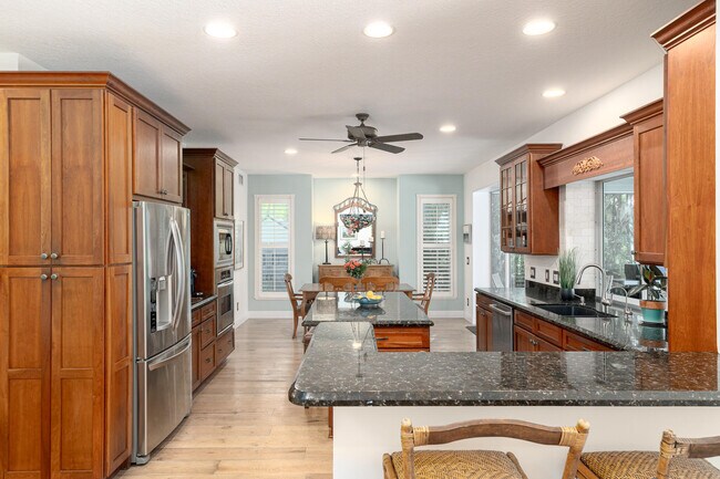 Building Photo - 3842 SW St Lucie Ln