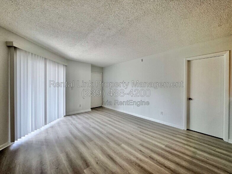 Building Photo - 150 Santa Clara Dr
