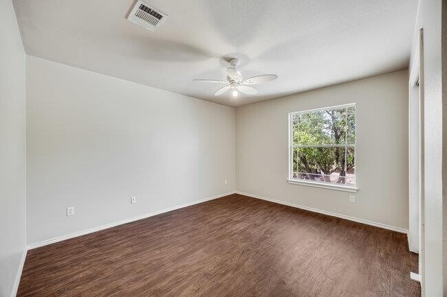 Building Photo - 4001 Veiled Falls Dr
