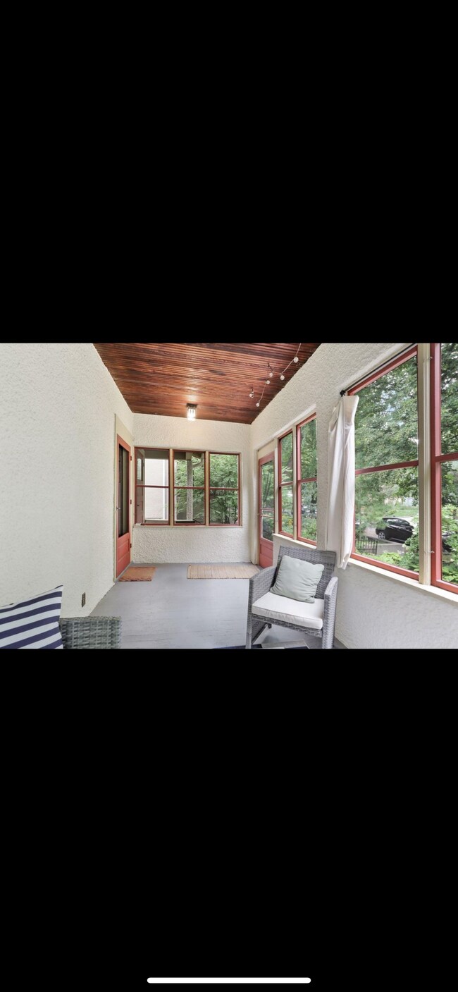 Screened porch - 138 Cecil St SE