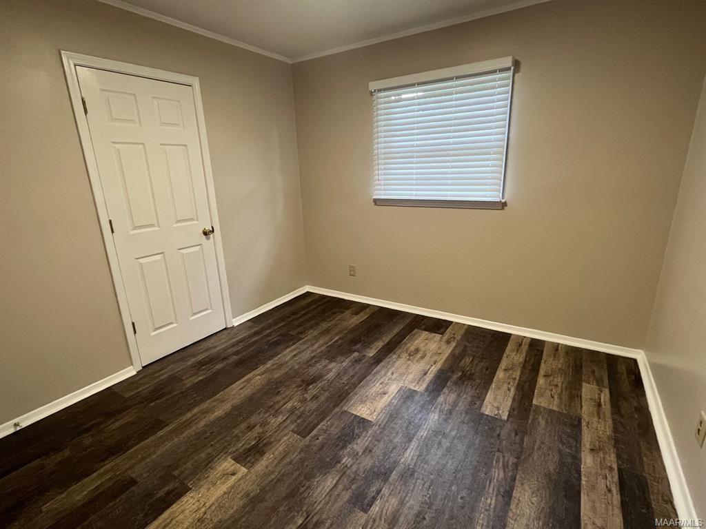 Building Photo - 1650 Sheffield Rd