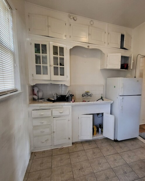 Building Photo - 327 W Huisache Ave