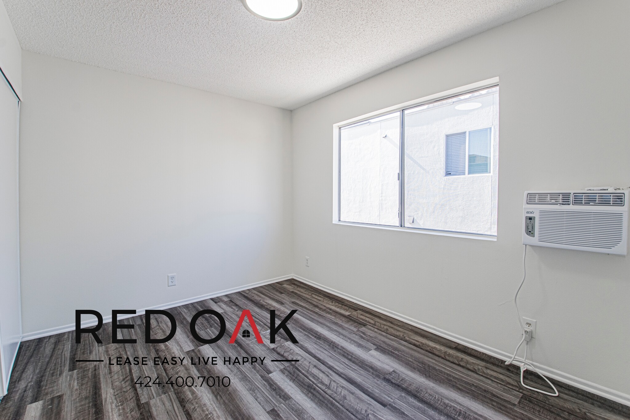 Building Photo - 619 N Kingsley Dr