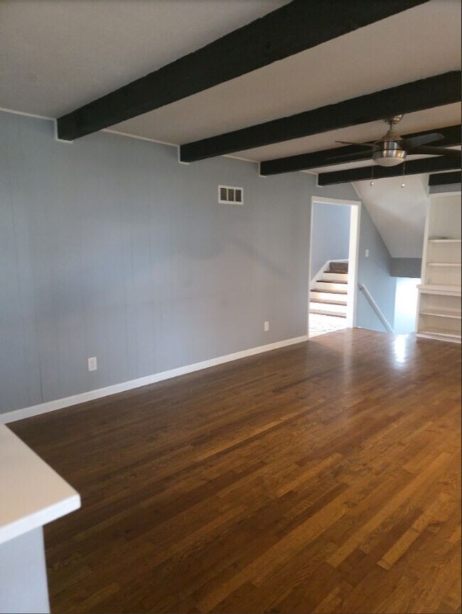 Building Photo - Coming Soon-Beautiful 4bedroom 2.5 bath