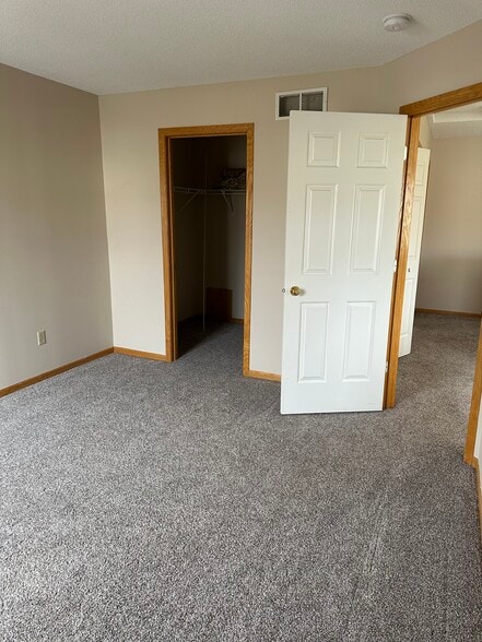 bedroom 2 picture 2 - 15100 Dunwood Trl
