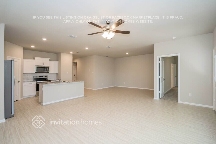 Building Photo - 437 Blanco Dr