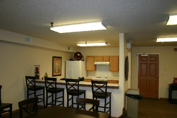 Breakfast Bar - Central Square Apartments
