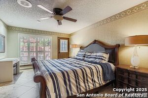 Building Photo - 1918 Lotus Blossom St