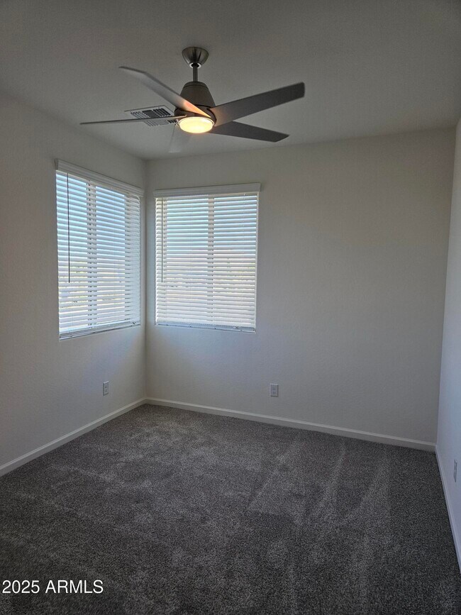 Building Photo - 651 N Ironwood Dr