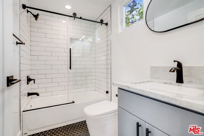 Building Photo - 1433 S Crescent Heights Blvd